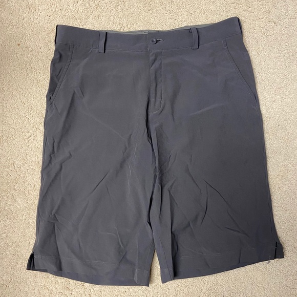 Men’s Nike Shorts size 34 - Picture 4 of 4